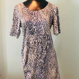 Seraphine maternity printed Side ruched dress Sz10